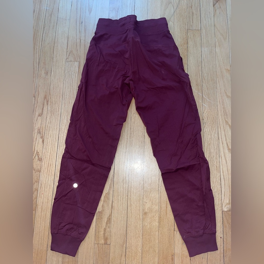 Lululemon Dance Studio Mid-rise Jogger Full length pants in maroon